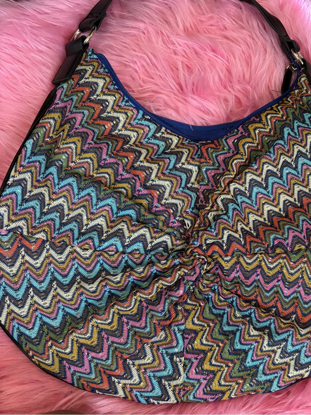 Candie’s Reversible Chevron Hobo Shoulder Bag Boho Y2K Zig Zag Multicolor